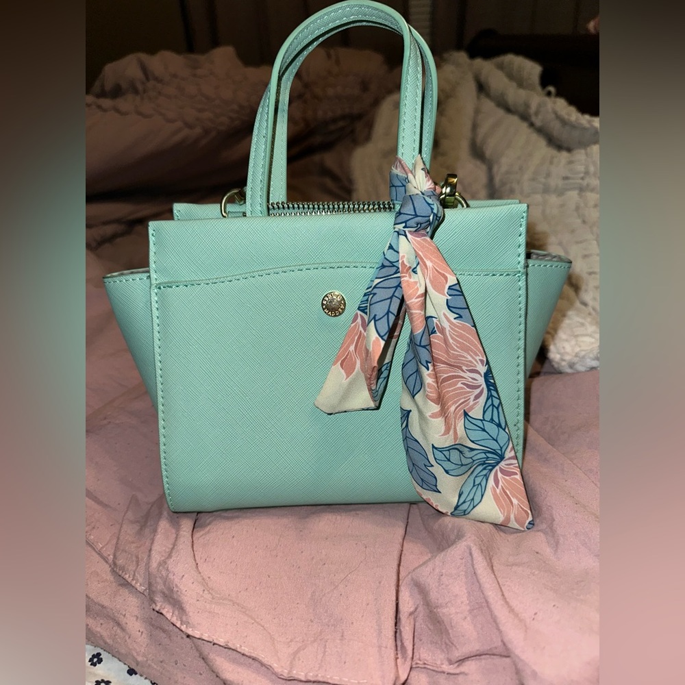 Steve Madden purse with scarf